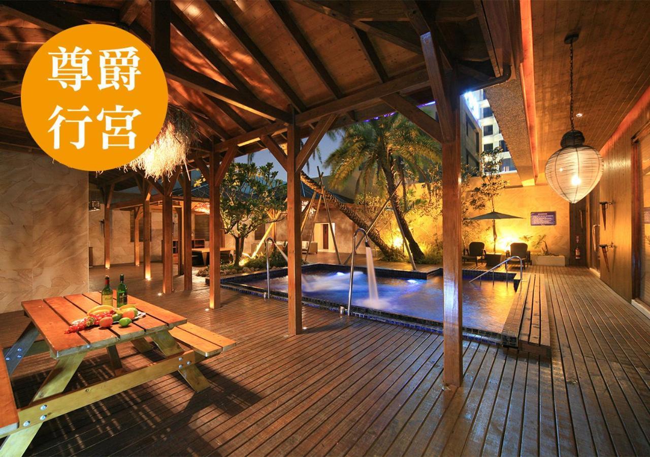 Lanshy Motel Taichung Buitenkant foto