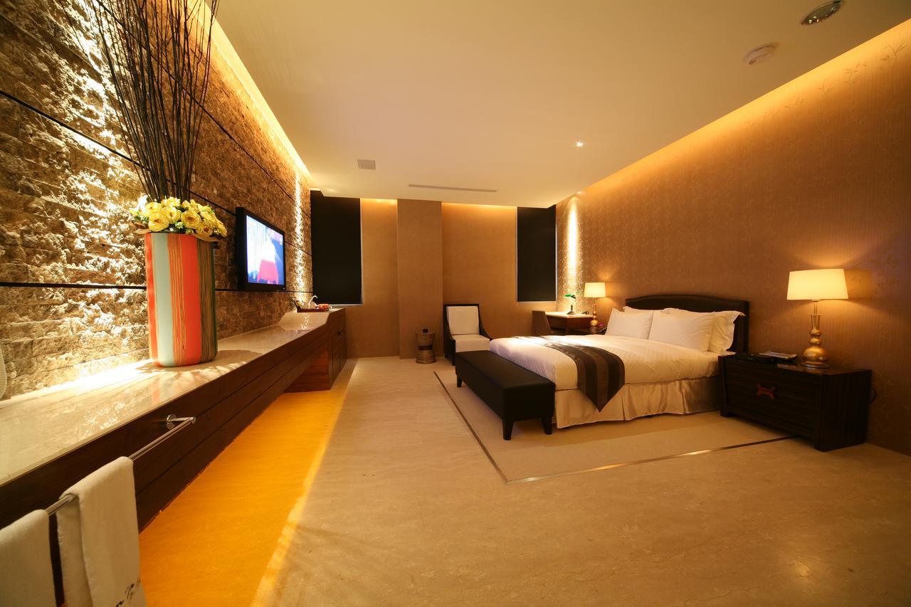 Lanshy Motel Taichung Kamer foto